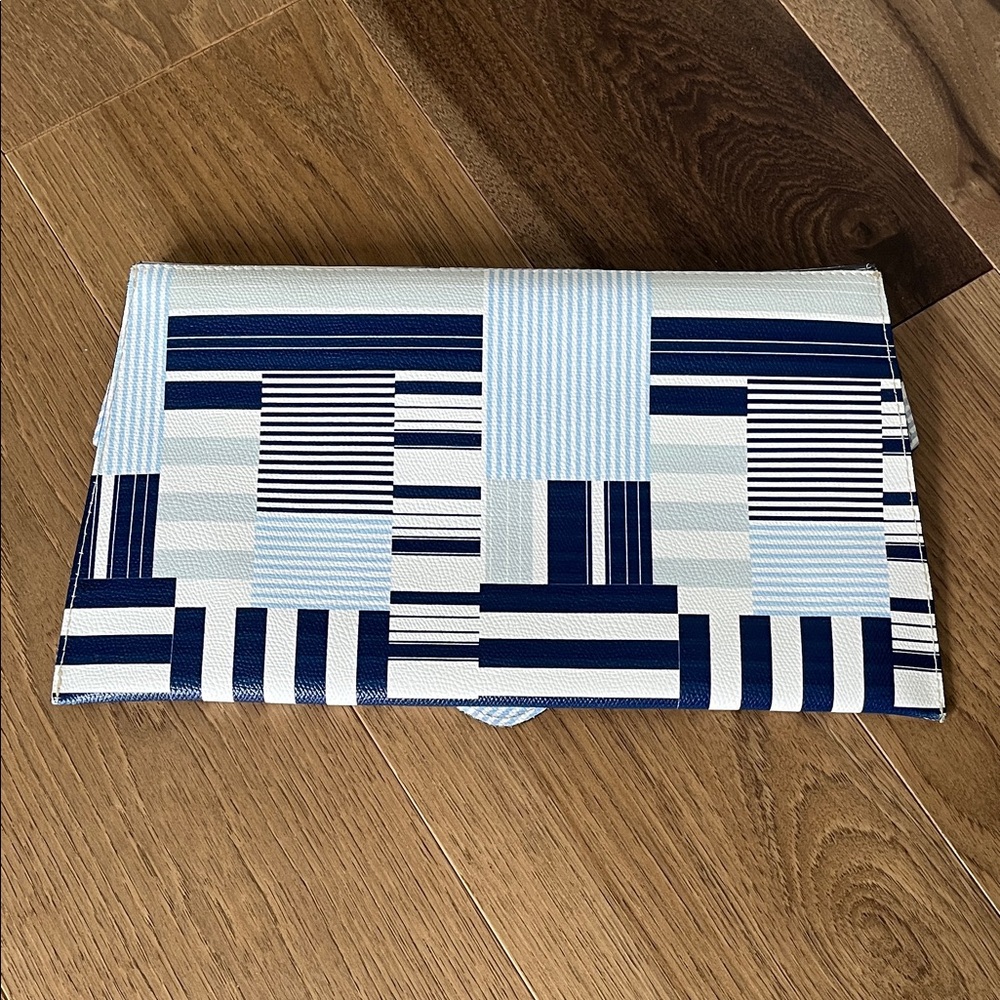 Vittoria Napoli Italian Leather Envelope Clutch – Blue Geometric Striped Print - Picture 3 of 8